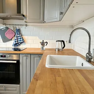 80m2 With Balcony & Free Netflix Wiedeń