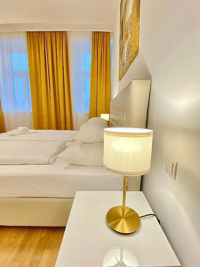 Steiner Residences Vienna Reumannplatz 0*,
